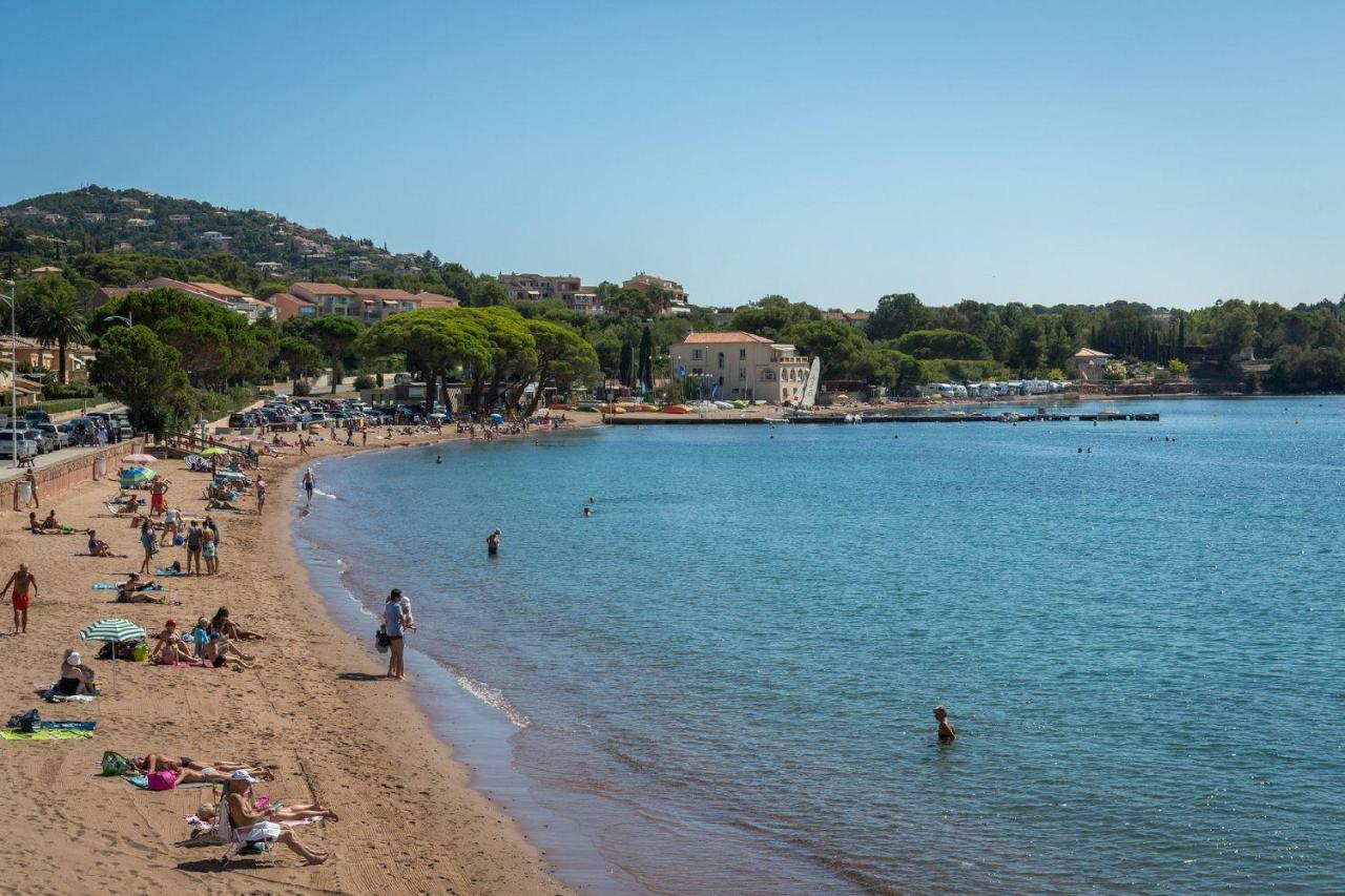 Cap Esterel Appartement Climatise Dans Le Centre Du Village Vacances Drammont Ngoại thất bức ảnh