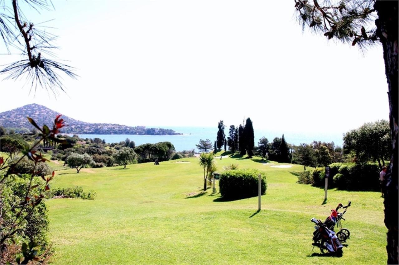 Cap Esterel Appartement Climatise Dans Le Centre Du Village Vacances Drammont Ngoại thất bức ảnh
